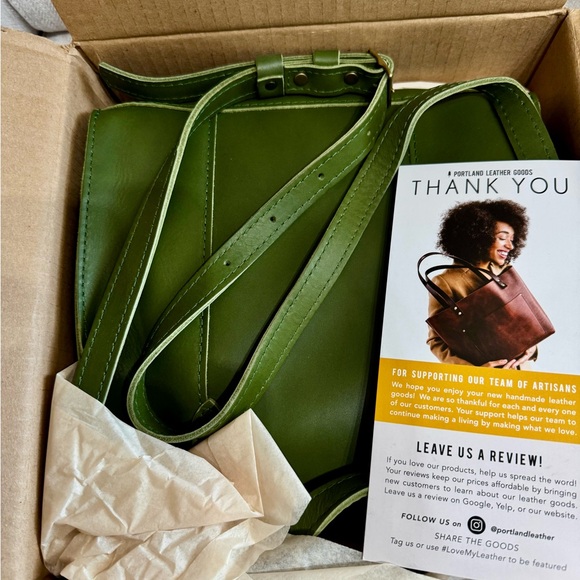 NIB Portland Leather Goods Lola Classic Tote. RARE PINE GREEN color. - Picture 6 of 8